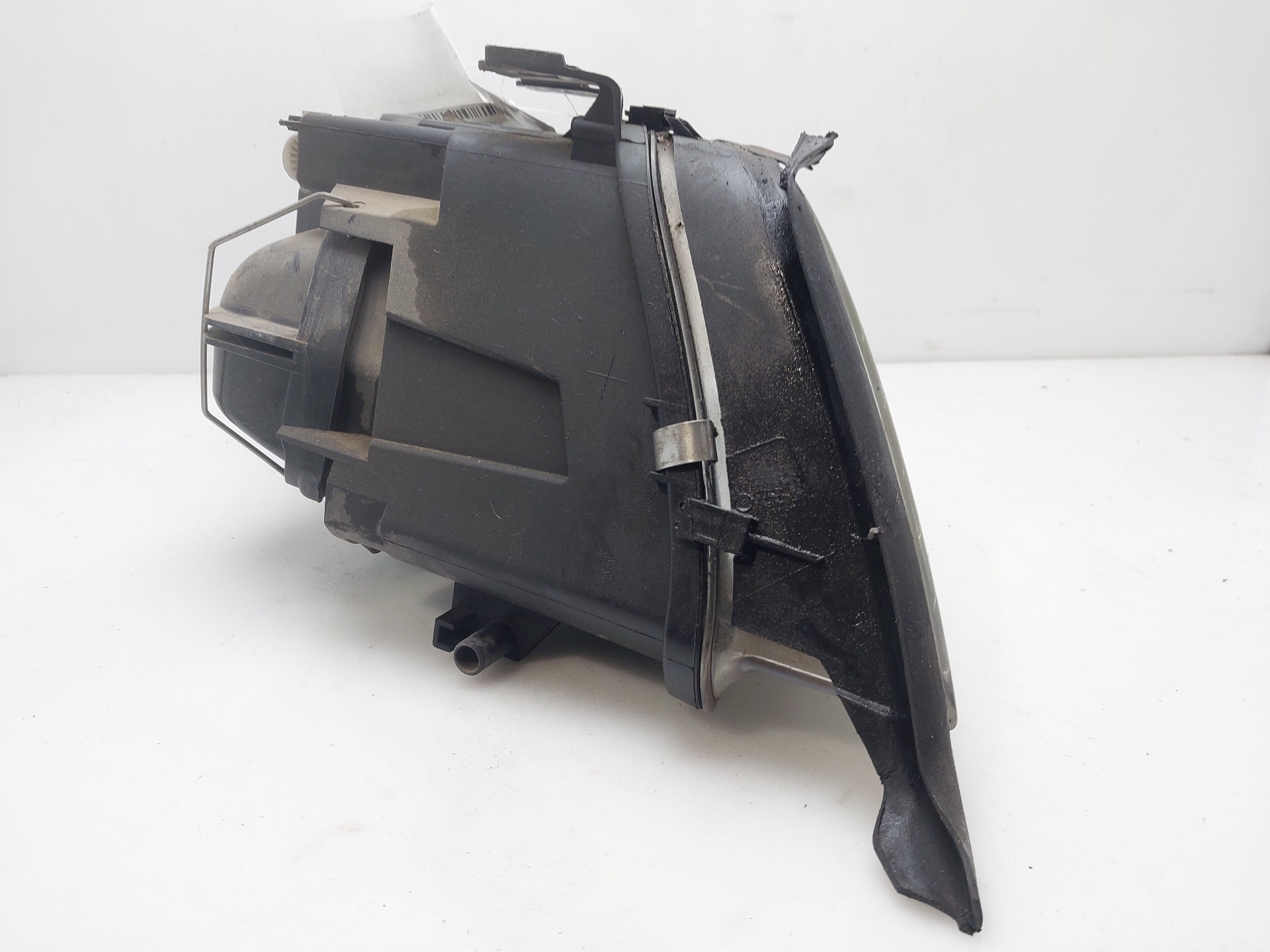 NISSAN A6 C5/4B (1997-2004) Front Left Headlight 4B0941029AA 24759605