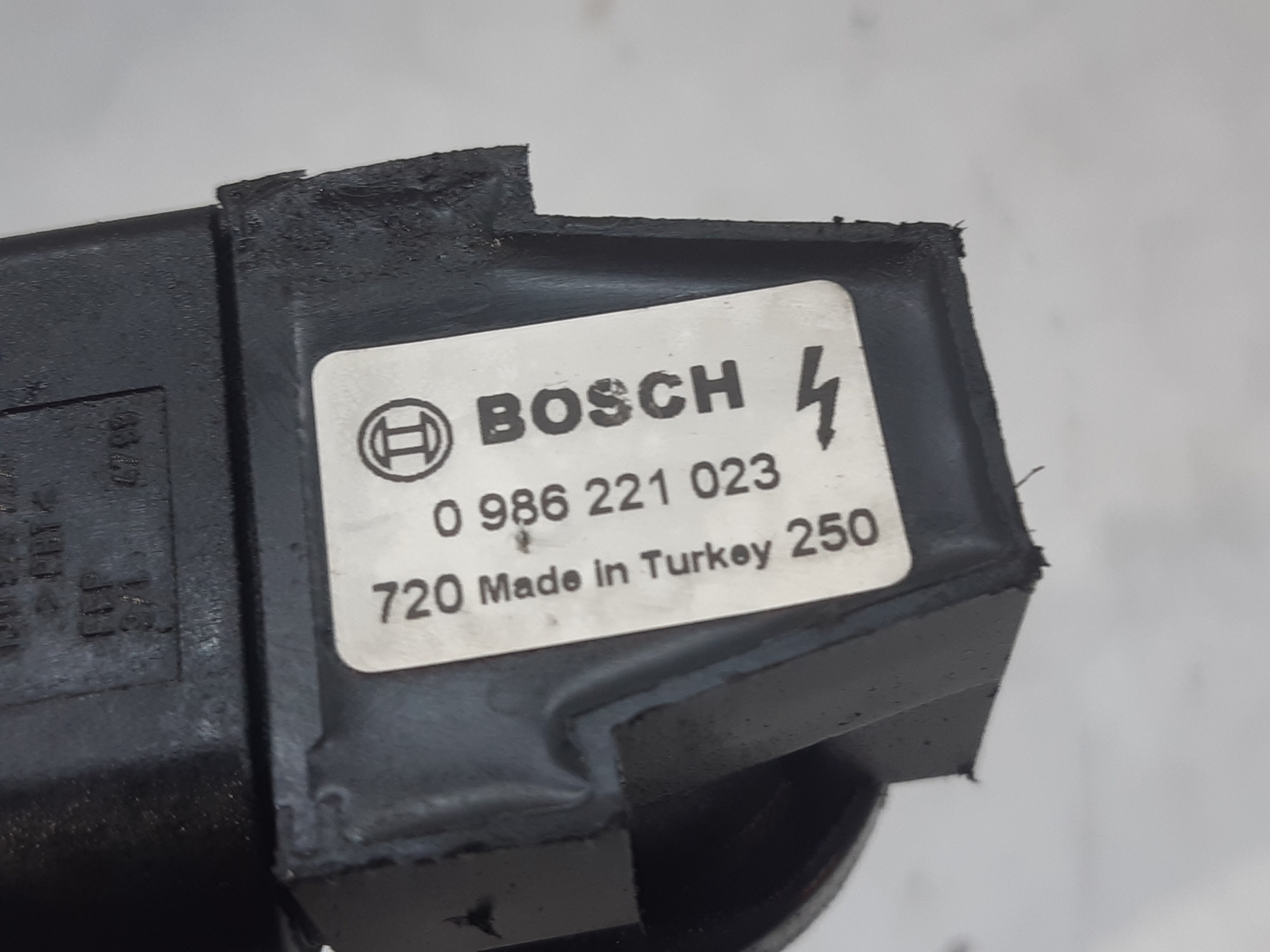 SEAT Leon 1 generation (1999-2005) High Voltage Ignition Coil R0401S00400 20148138