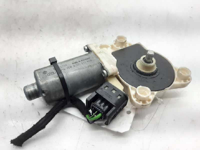 MERCEDES-BENZ E-Class W211/S211 (2002-2009) Front Left Door Window Regulator Motor A2118202942 18574652