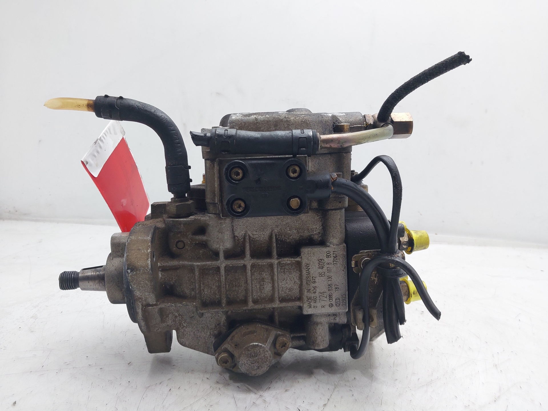 NISSAN Toledo 2 generation (1999-2006) Højtryksbrændstofpumpe 038130107B 25178476