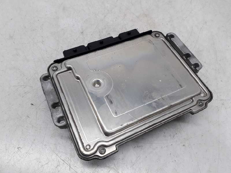 RENAULT Scenic 2 generation (2003-2010) Engine Control Unit ECU 8200391966 20183459