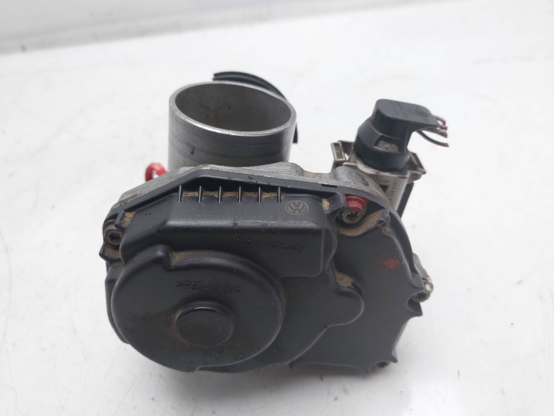 VOLKSWAGEN Golf 4 generation (1997-2006) Throttle Body 038129637 24833315