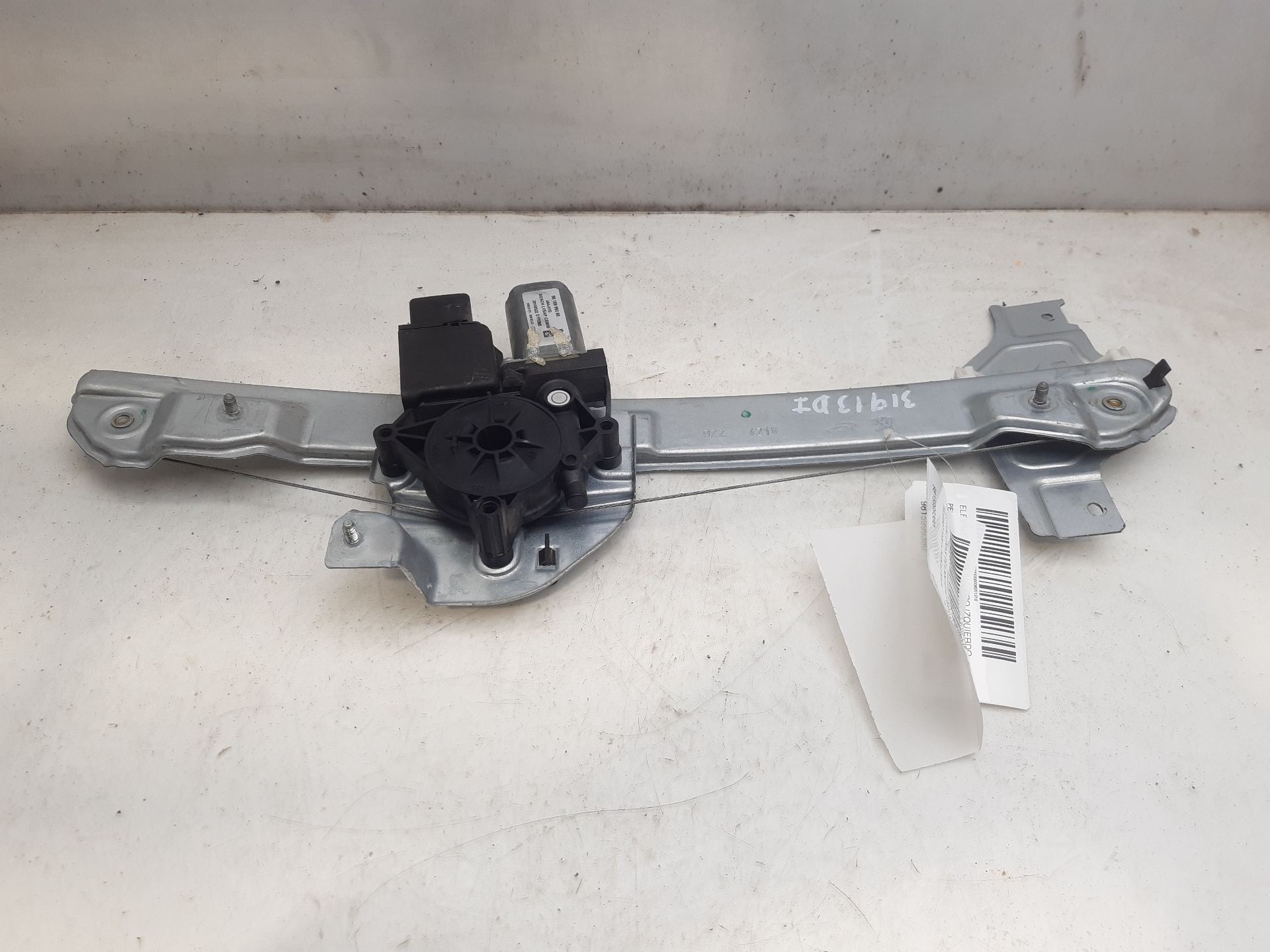 PEUGEOT 2008 1 generation (2013-2020) Front Left Door Window Regulator 9815999380 24148536