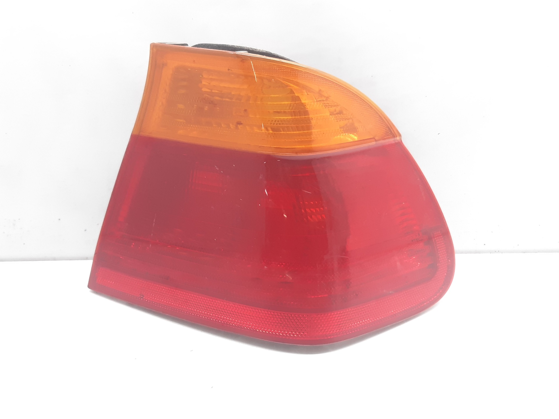 BMW 3 Series E46 (1997-2006) Rear Right Taillight Lamp 8364922 22463052