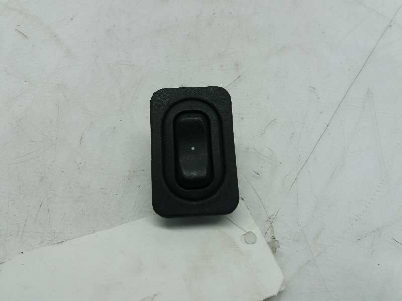 OPEL Corsa C (2000-2006) Front Right Door Window Switch 24407699 20193543