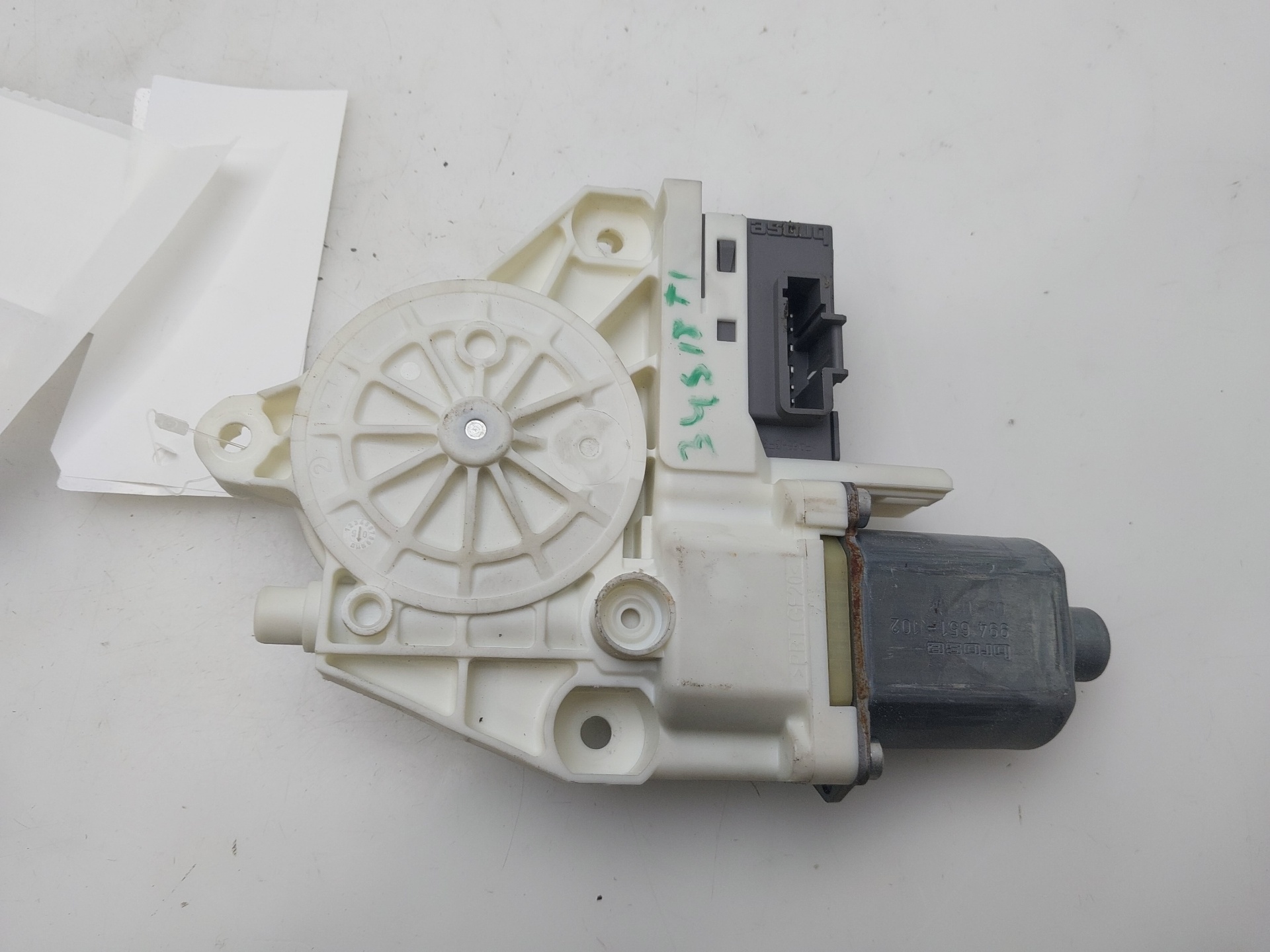 TOYOTA Avensis 3 generation (2009-2020) Rear Left Door Window Control Motor 0130822201 25703294