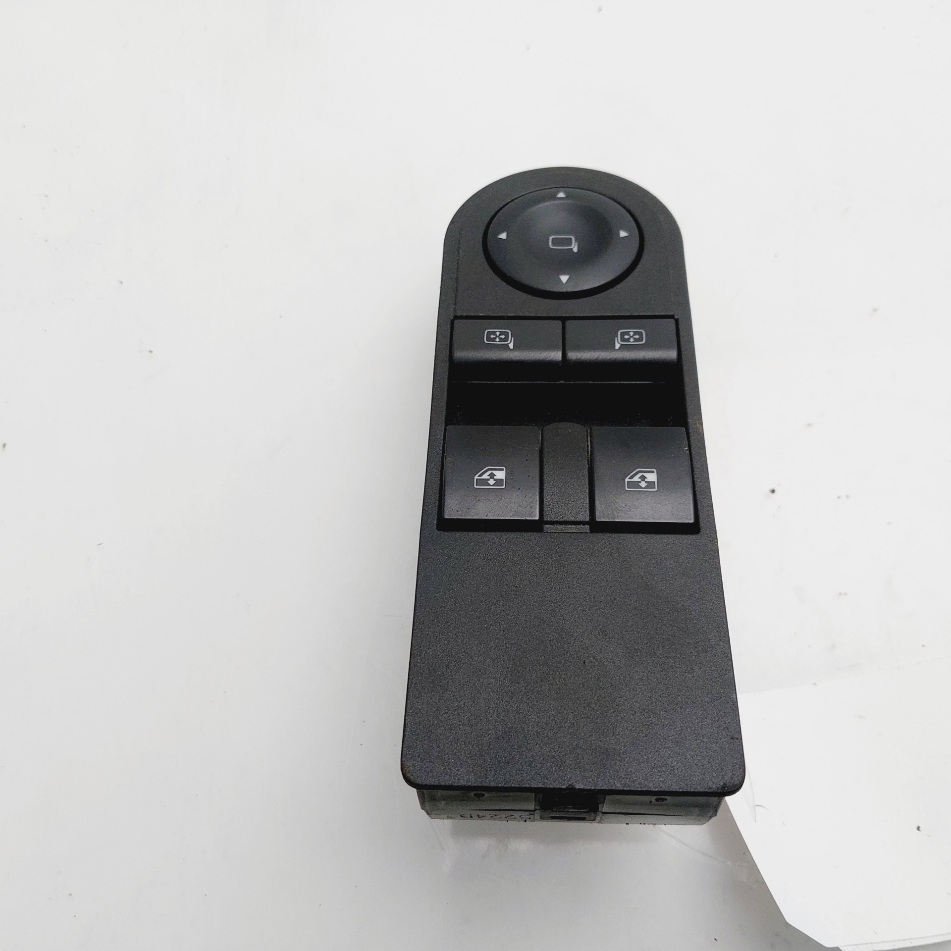 OPEL Astra J (2009-2020) Front Left Door Window Switch 13209203 24973293