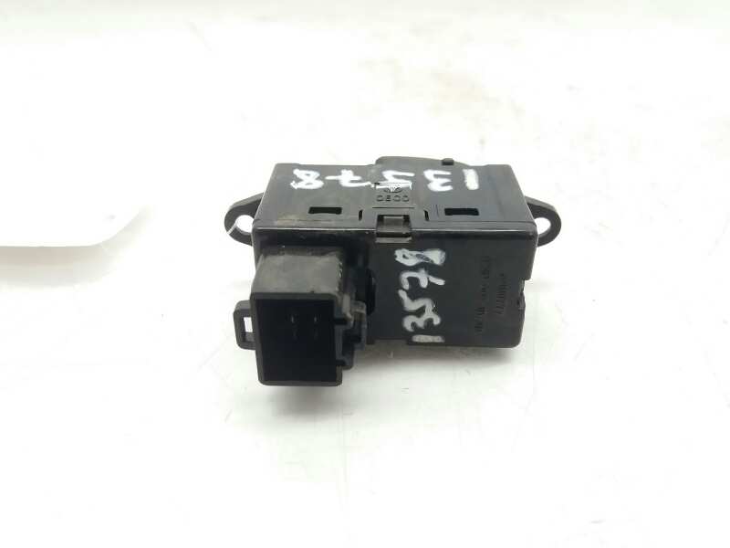 DAEWOO Nubira J100 (1997-1999) Front Right Door Window Switch 96190777 22068934