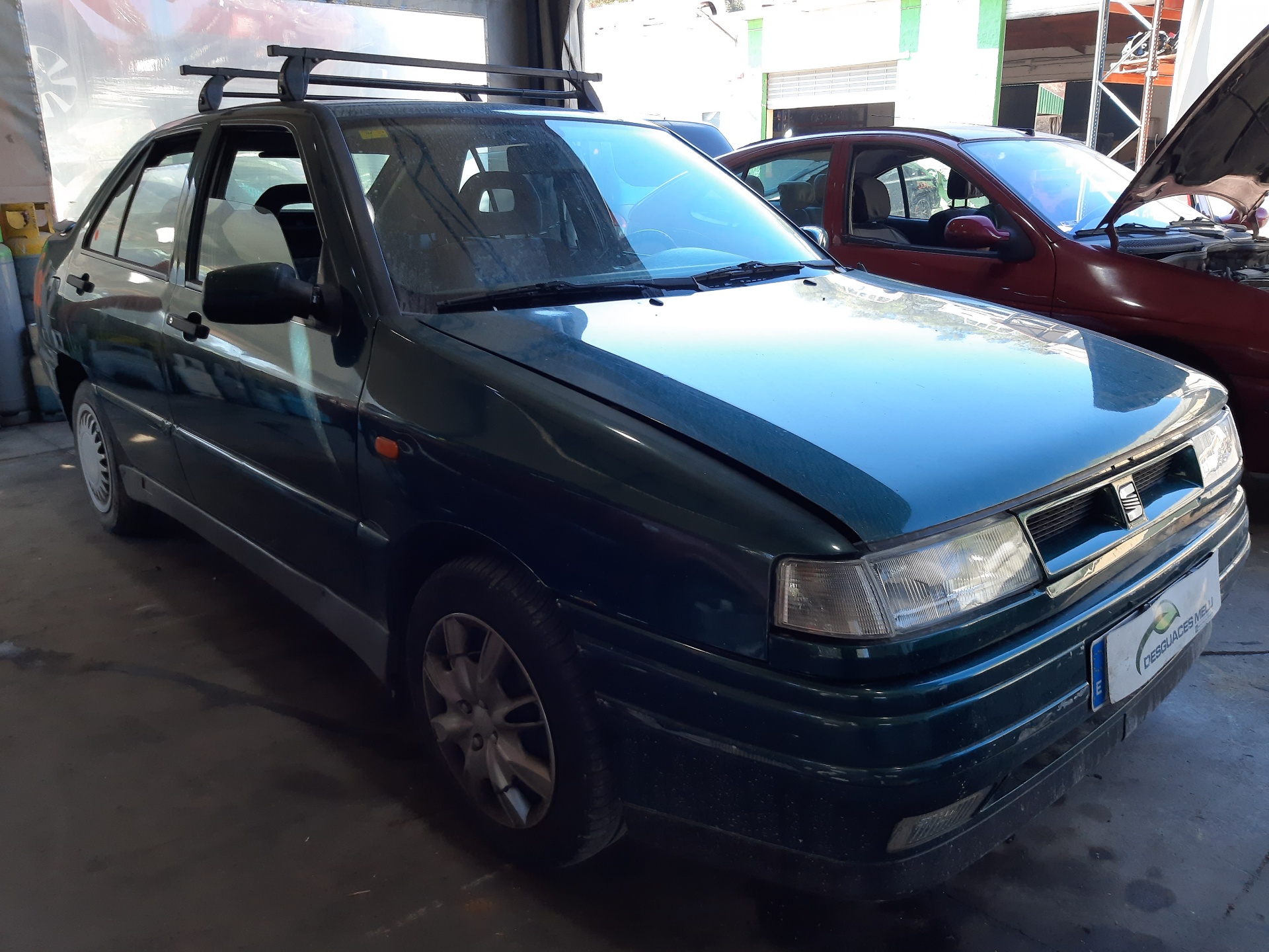 SEAT Toledo 1 generation (1991-1999) Labās aizmugurējās durvis 1L0833052C 22463200