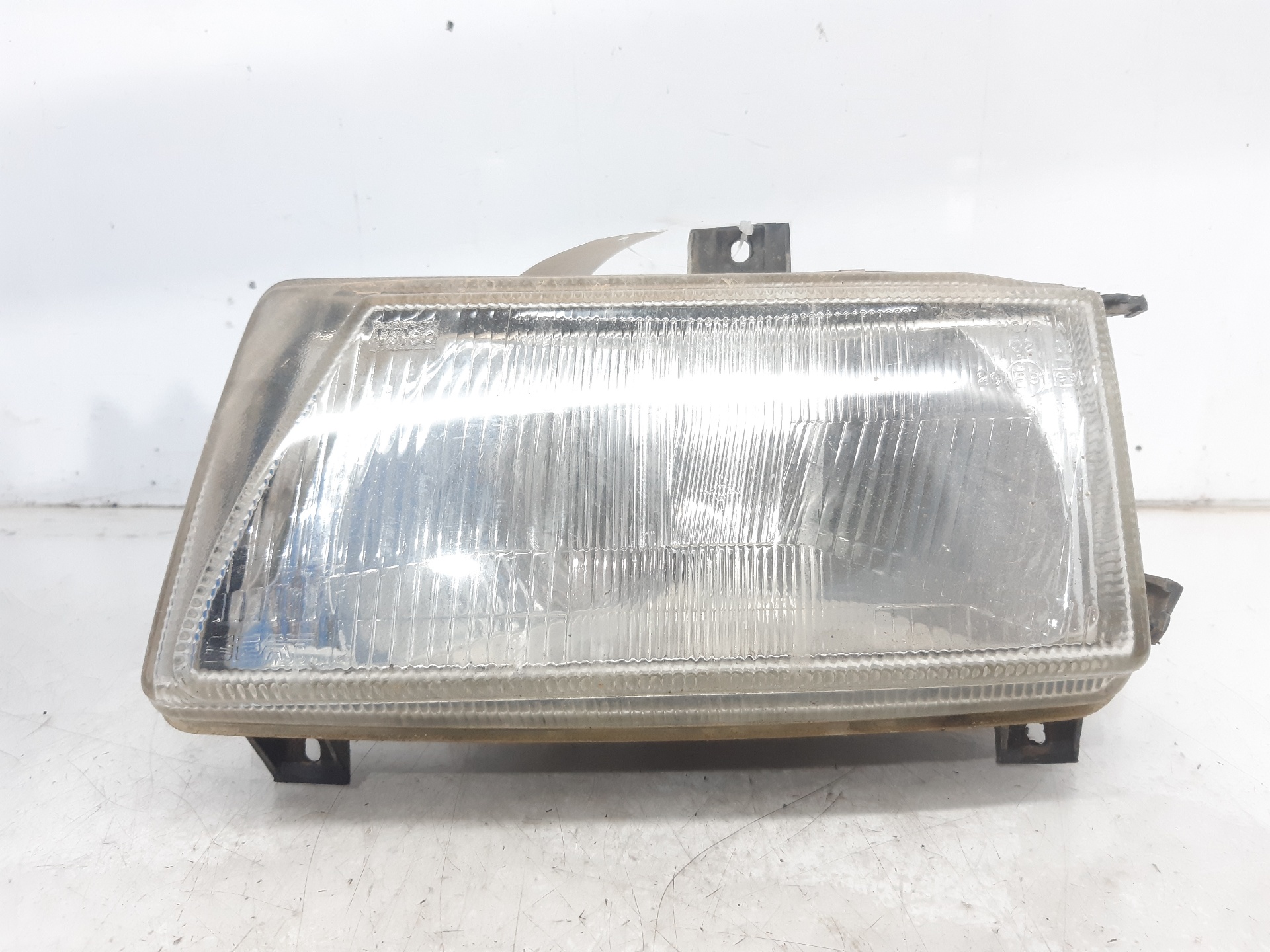 SEAT Cordoba 1 generation (1993-2003) Front Left Headlight 6K1941015L 18652155