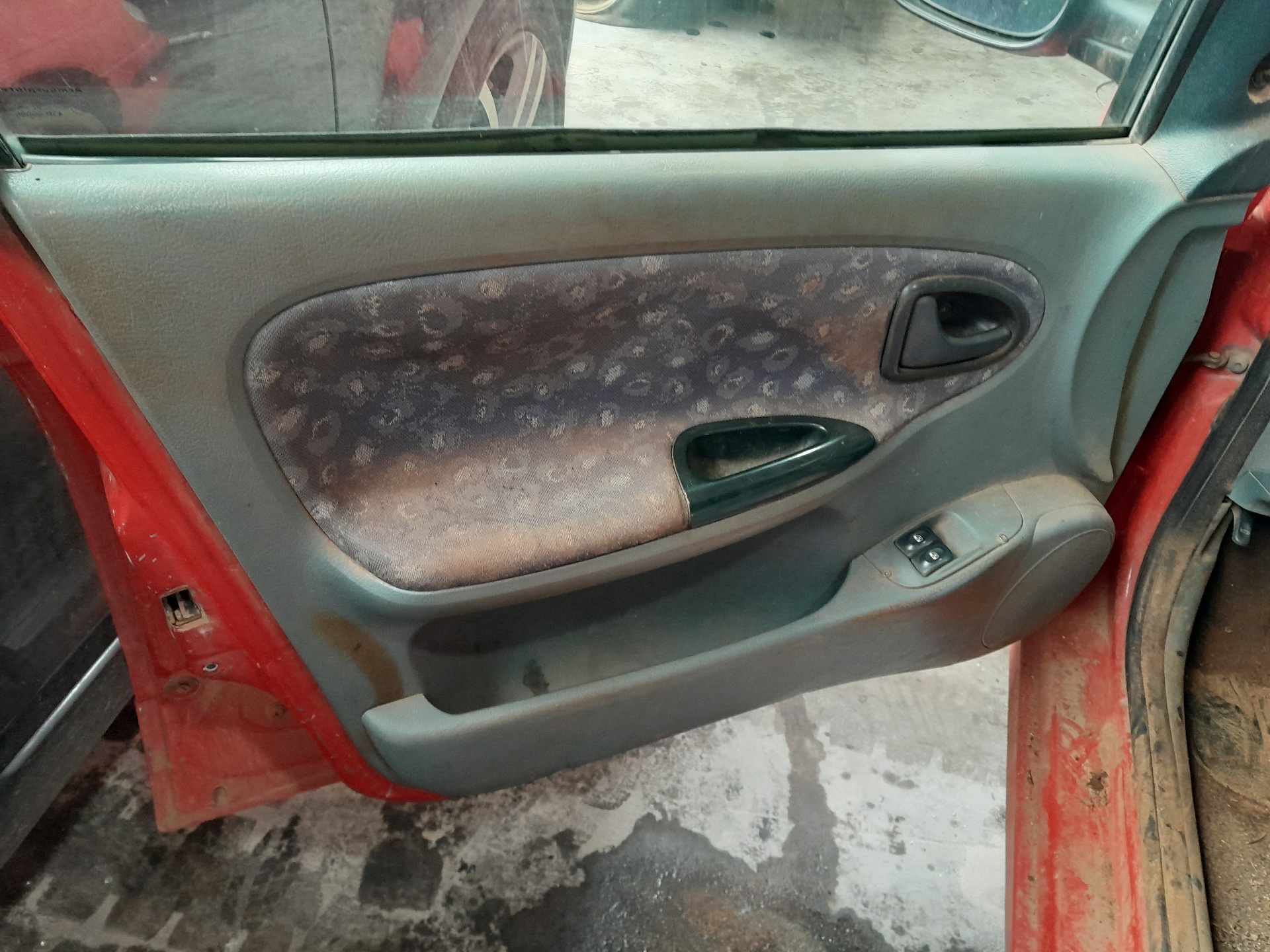 KIA Megane 1 generation (1995-2003) Front Left Door Interior Handle Frame 7700423887 23638442