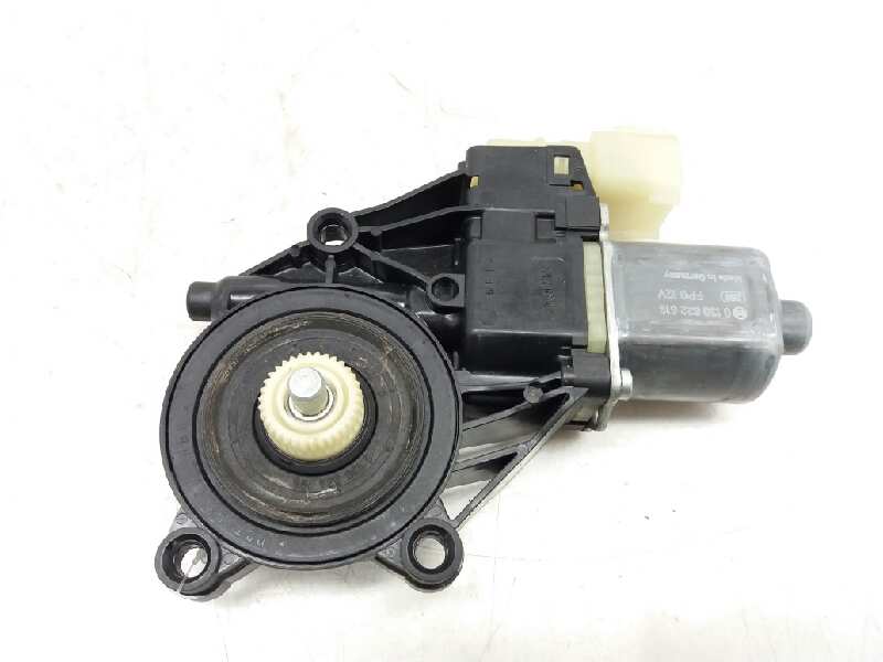 FORD Fiesta 5 generation (2001-2010) Front Right Door Window Control Motor 8A6114553B 20177385