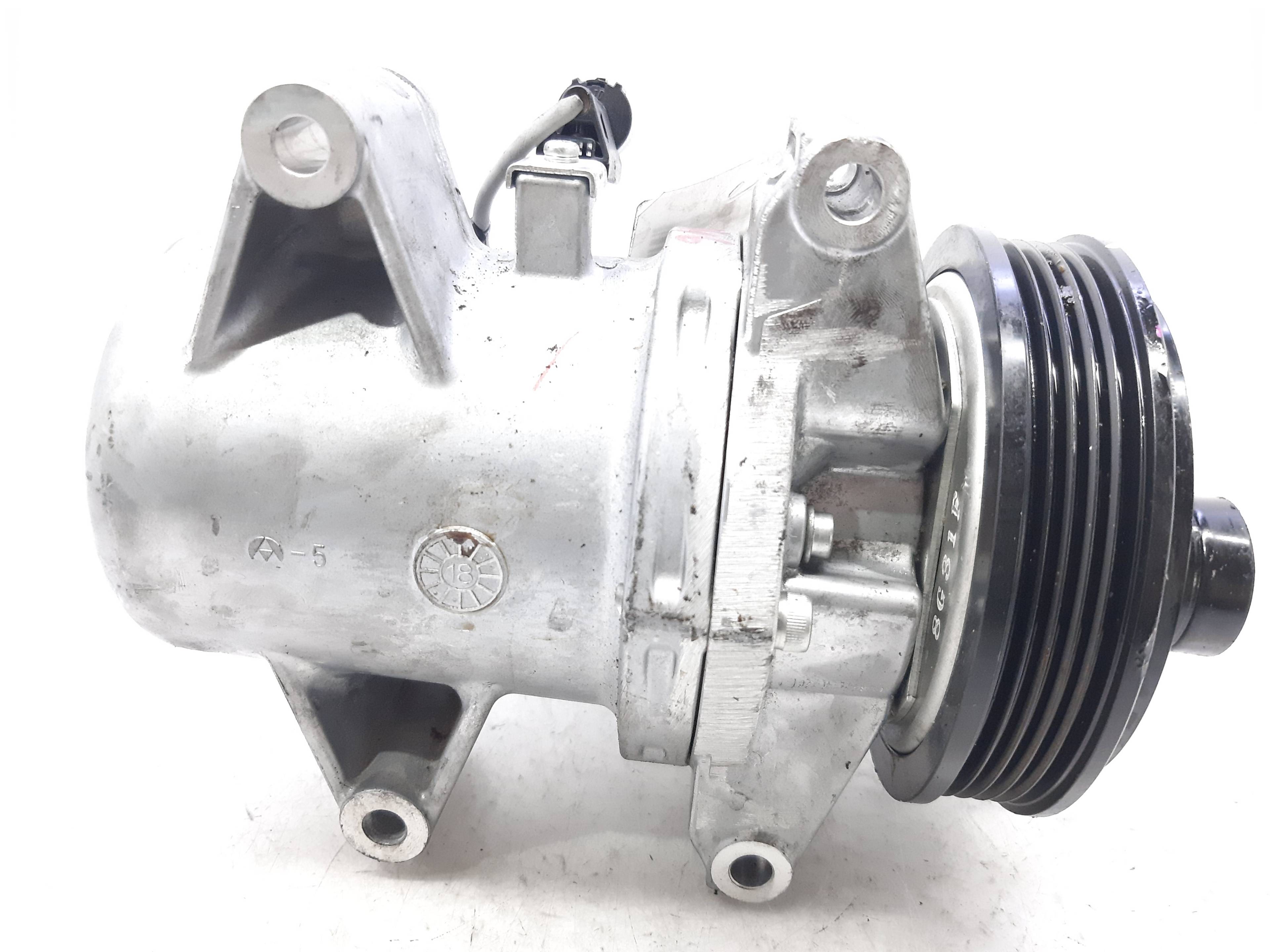 MITSUBISHI L200 5 generation (2015-2024) Pompe de climatisation 7813A968 24107839