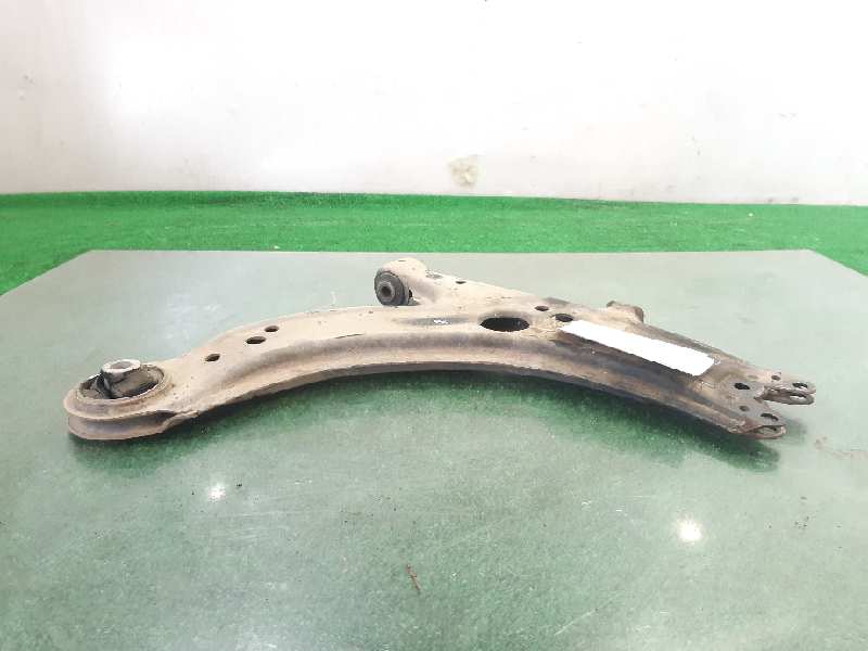 SKODA Octavia 1 generation (1996-2010) Fremre høyre arm 1J0407151C 25754624