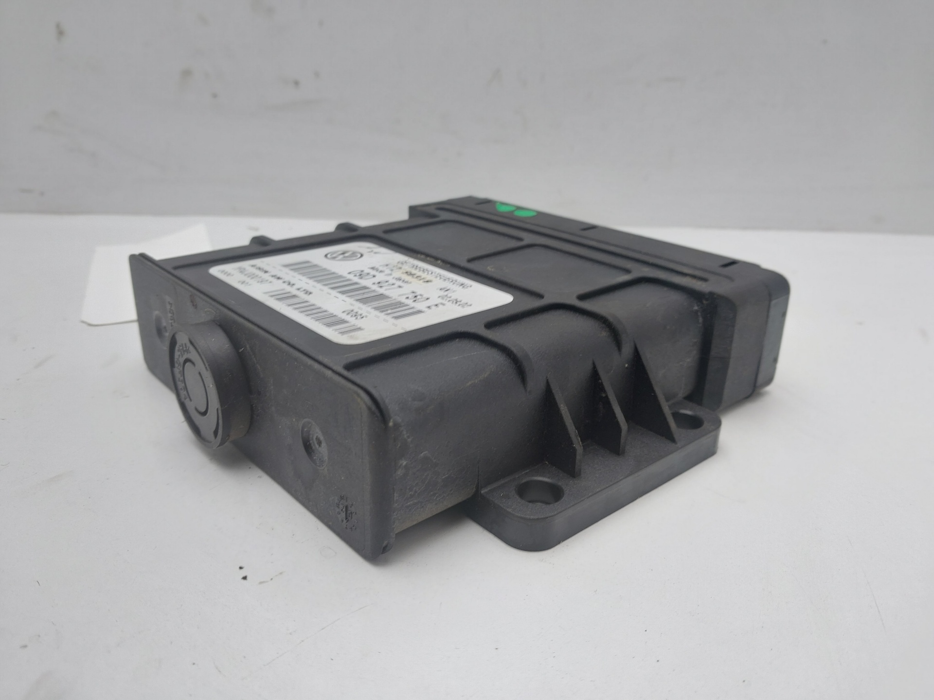 VOLKSWAGEN Touareg 1 generation (2002-2010) Gearbox Control Unit 09D927750E 22541748