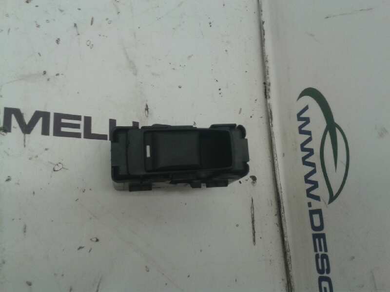 CHRYSLER 300C Rear Right Door Window Control Switch 04602787AA 20167817