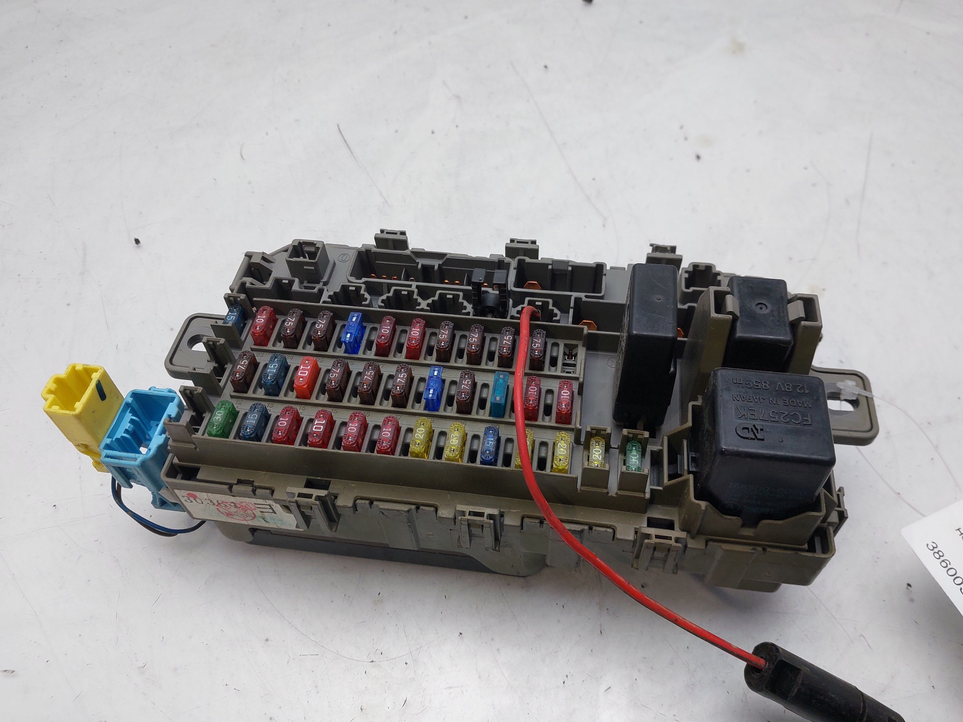 FIAT CR-V 1 generation (1995-2001) Fuse Box 38600S04G1 20992494