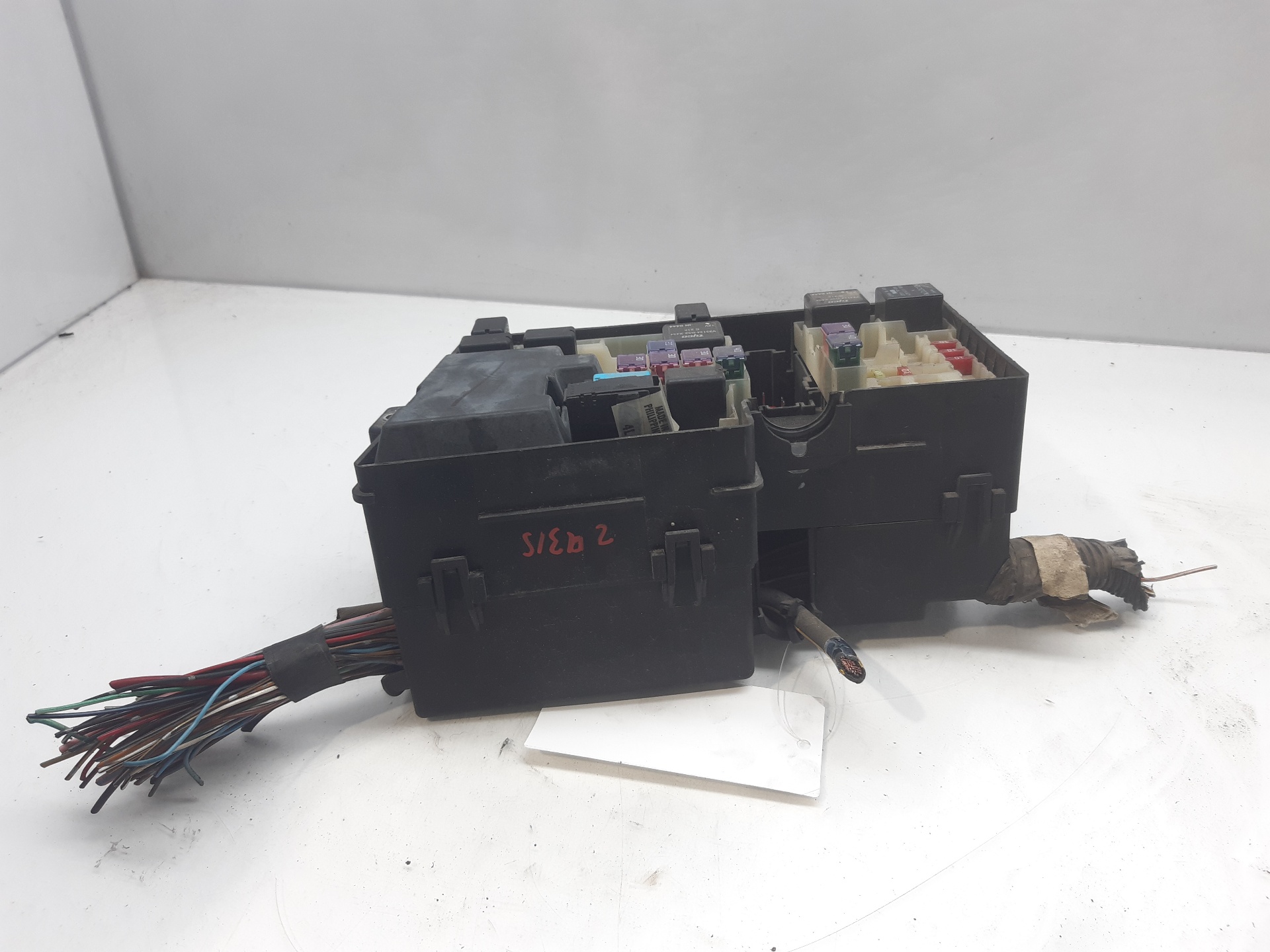 MAZDA 3 BK (2003-2009) Fuse Box 8688039 20992466