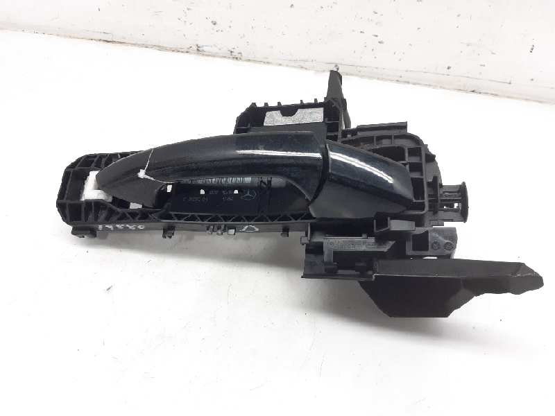 MERCEDES-BENZ GLK-Class X204 (2008-2015) Front Right Door Exterior Handle A2047601634 18489424