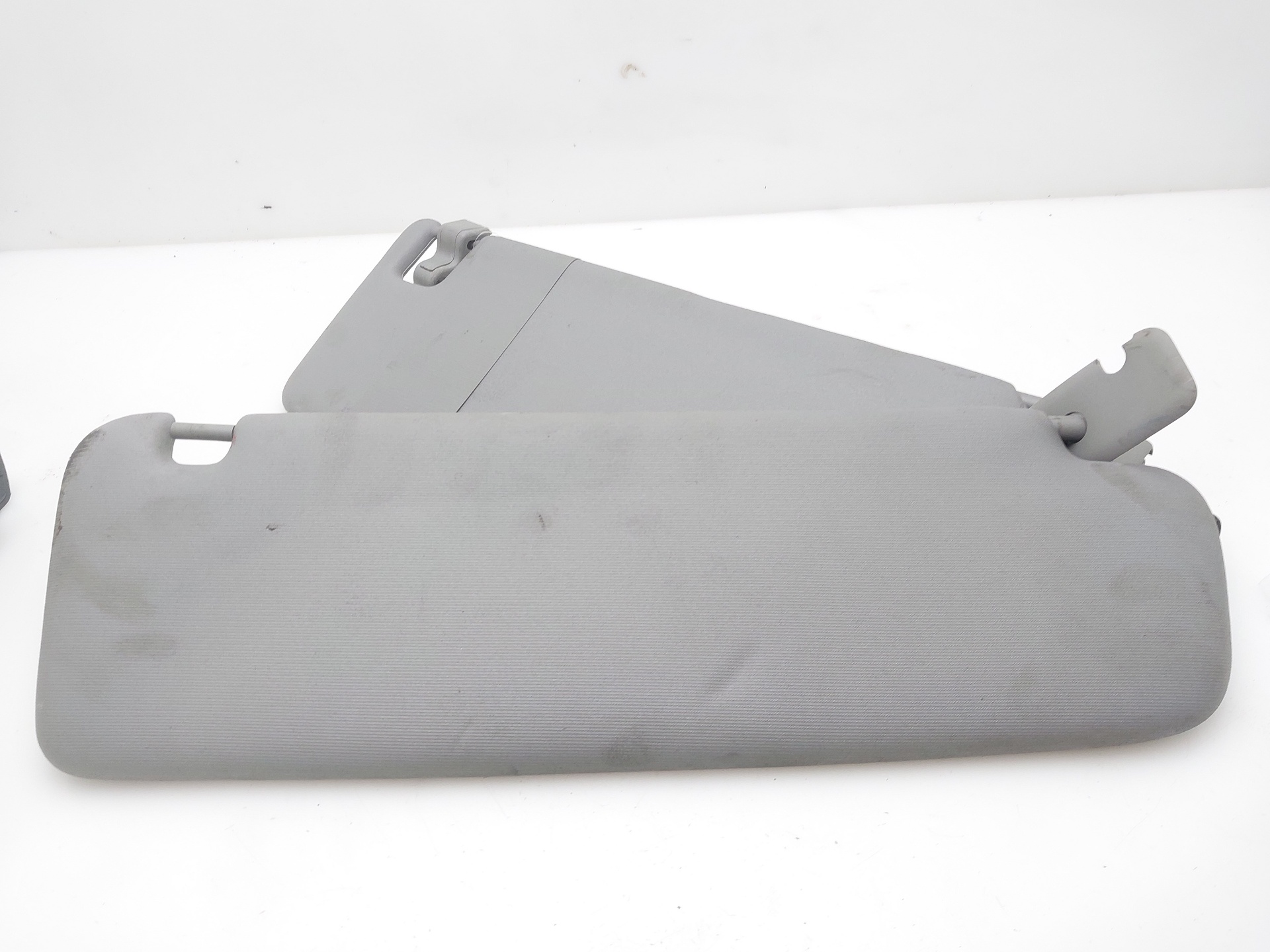 CHRYSLER Touareg 1 generation (2002-2010) Left Side Sun Visor 7L6857551AQ 24947650