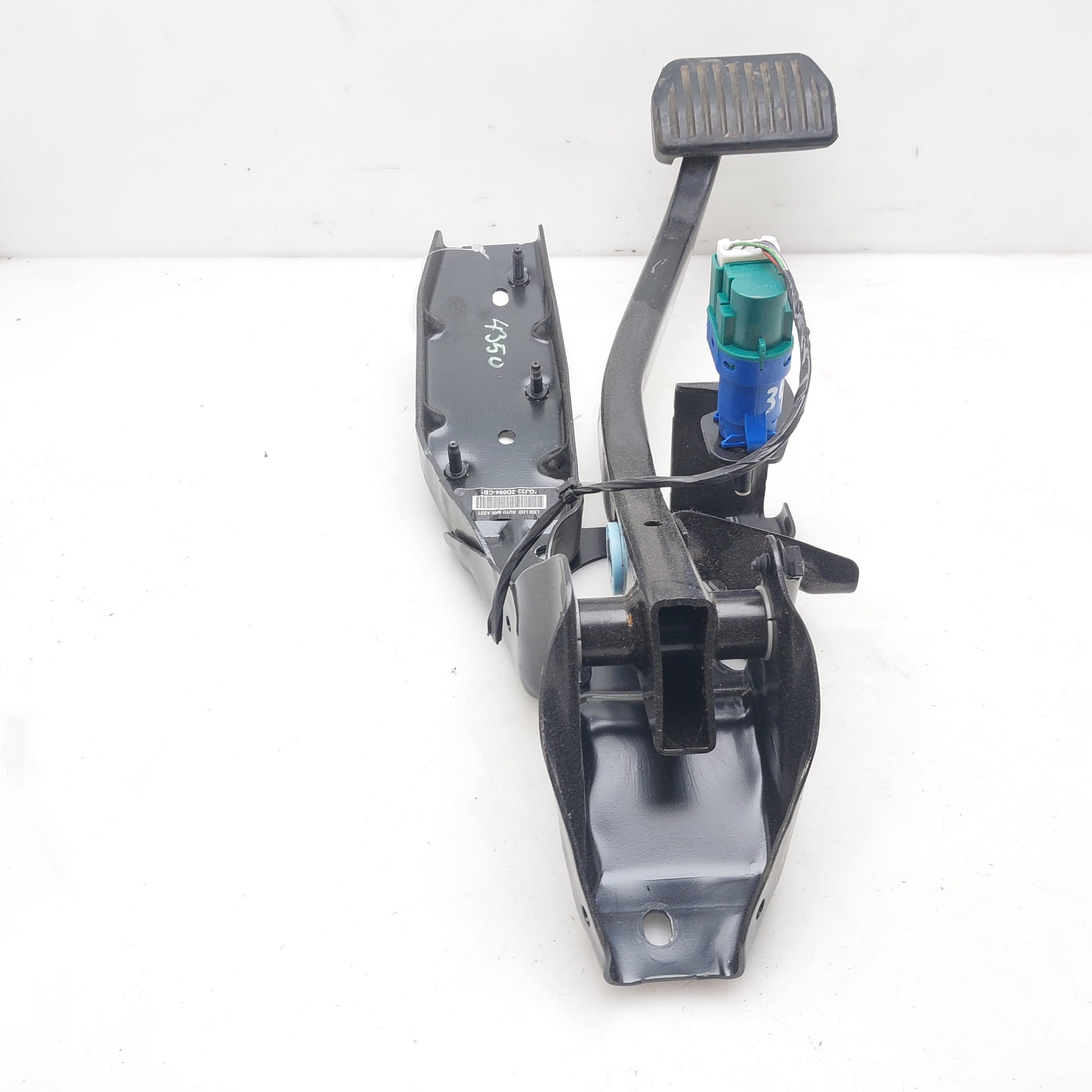 LAND ROVER Discovery Sport 1 generation (2014-2024) Brake Pedal GJ322D094CB 25099658