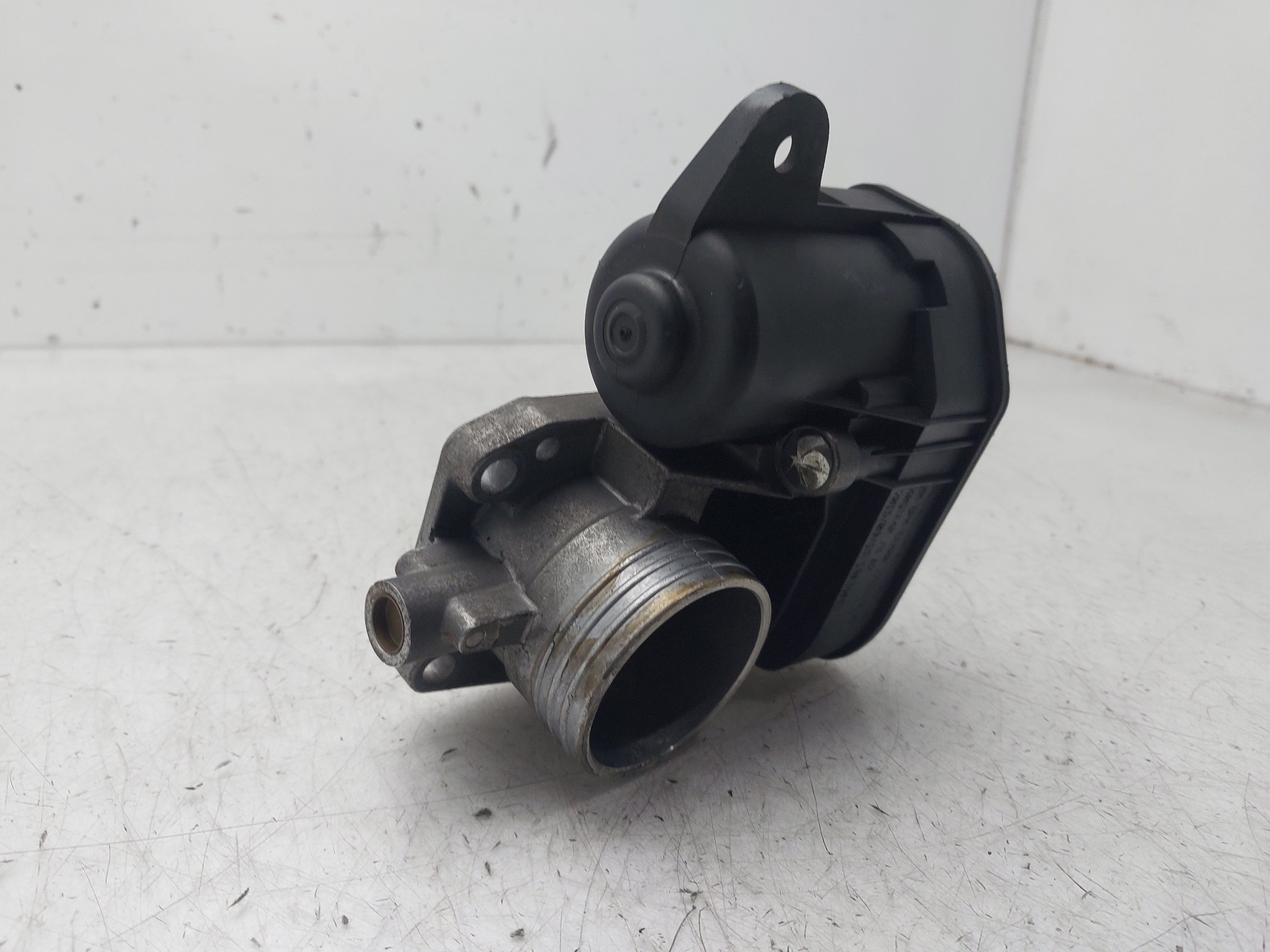 Drosselklappe HMZ 9673622300 de Citroen C3 ii (sc_) 2009-2016 82 CV con 118608 km - pieza usada