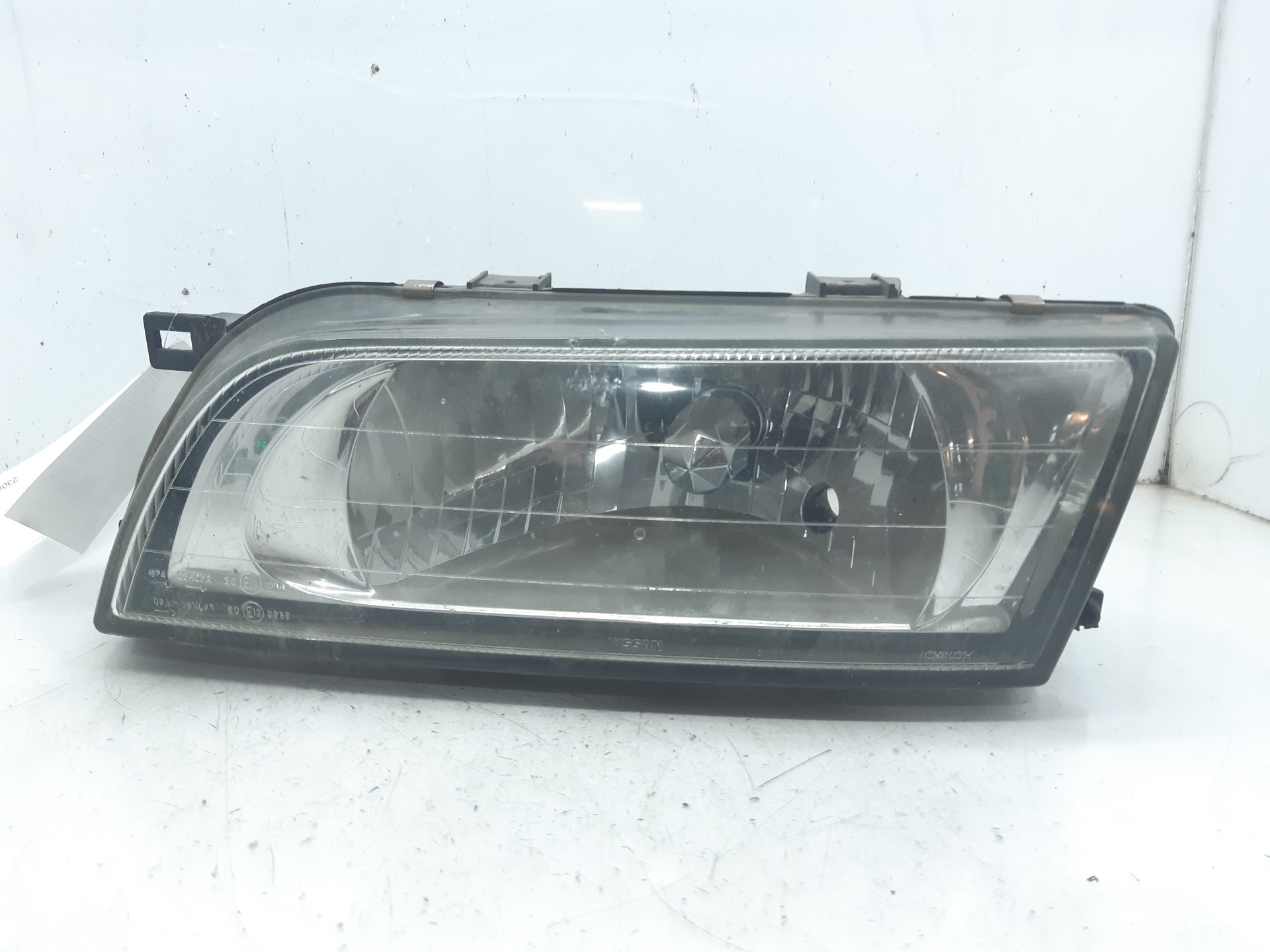 NISSAN Almera N15 (1995-2000) Front Left Headlight 260601N726 18665328