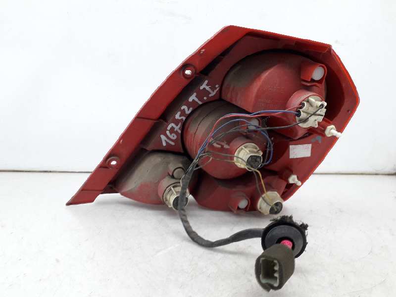 Scheinwerfer hinten links B12S1 96540268 de Chevrolet Kalos (klas) 2003-0 72 CV con 135893 km - pieza usada