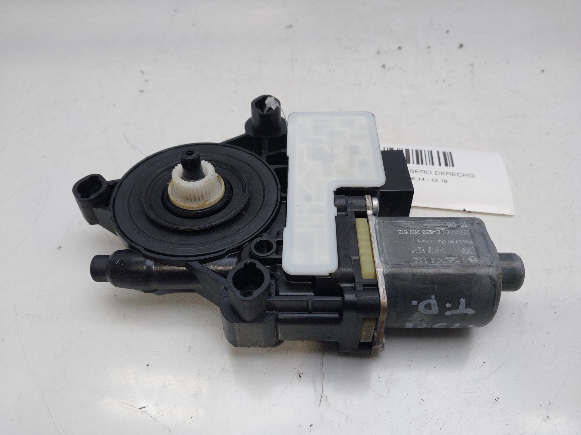 SEAT Leon 3 generation (2012-2020) Rear Right Door Window Control Motor 5Q0959812A 22485484