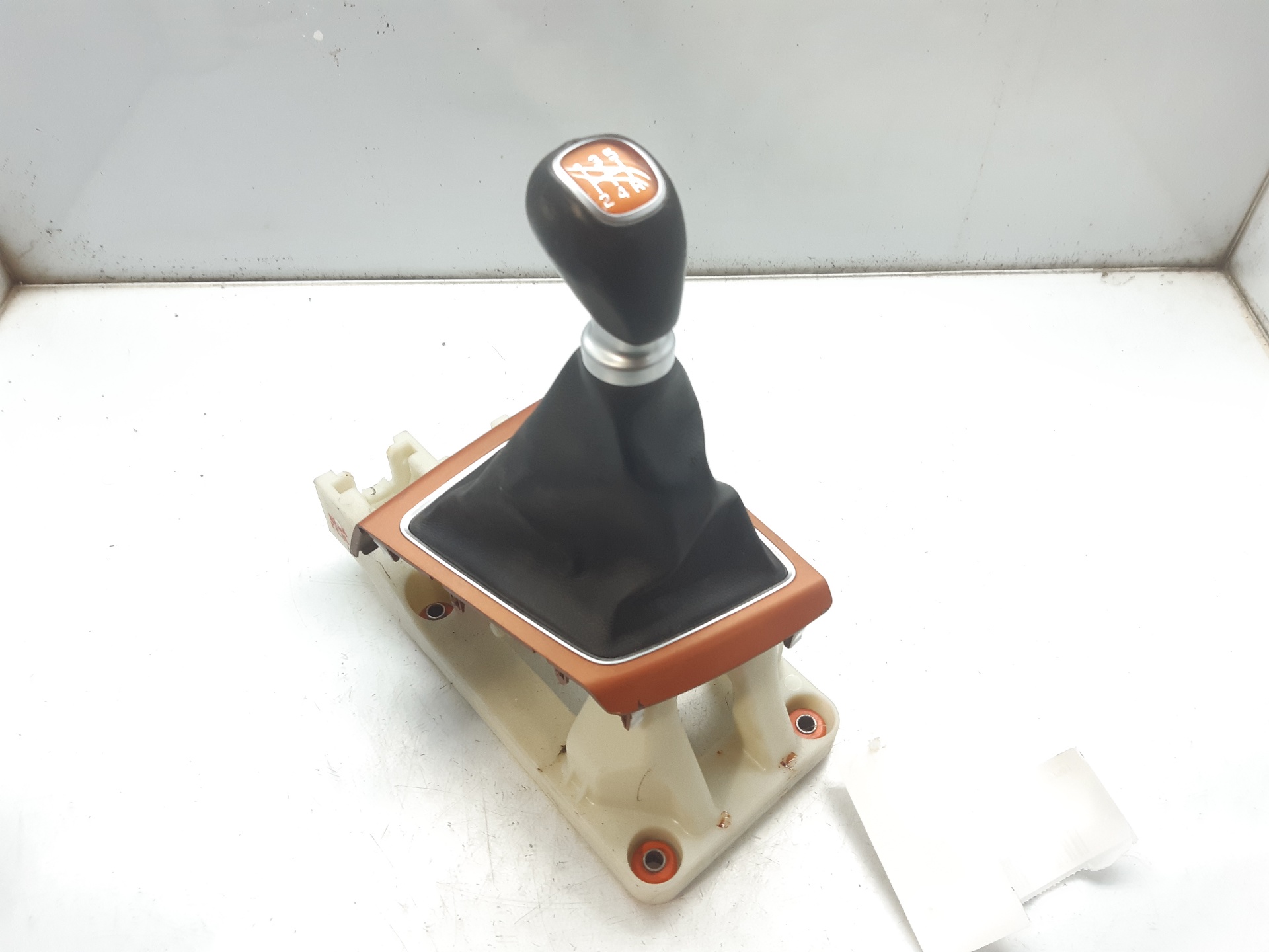 HYUNDAI i20 IB (2 generation) (2014-2020) Gear Shifting Knob 43700XXXXX 24055835