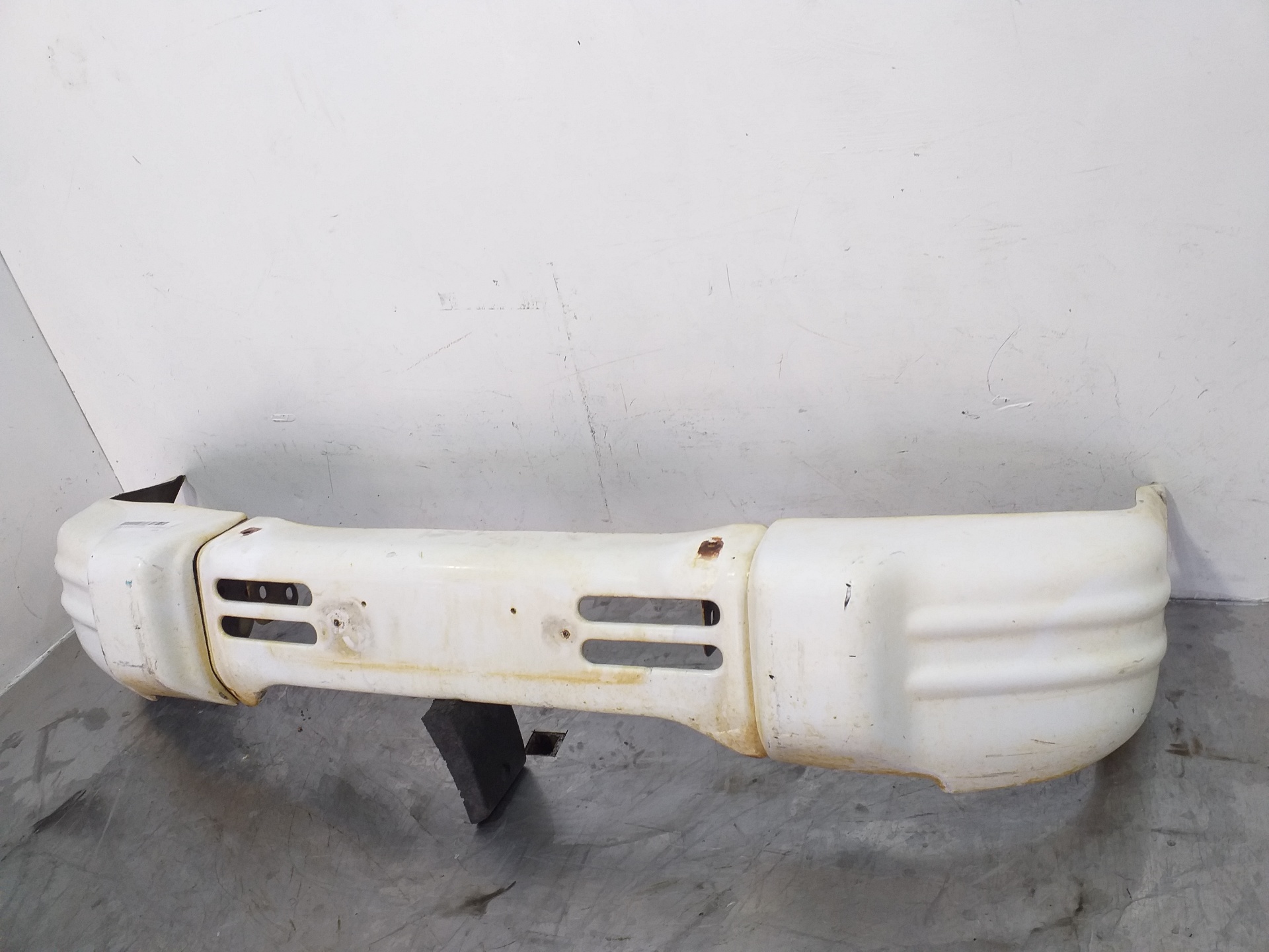 MITSUBISHI 1 generation (1984-1994) Front Bumper HR630320A 25590584