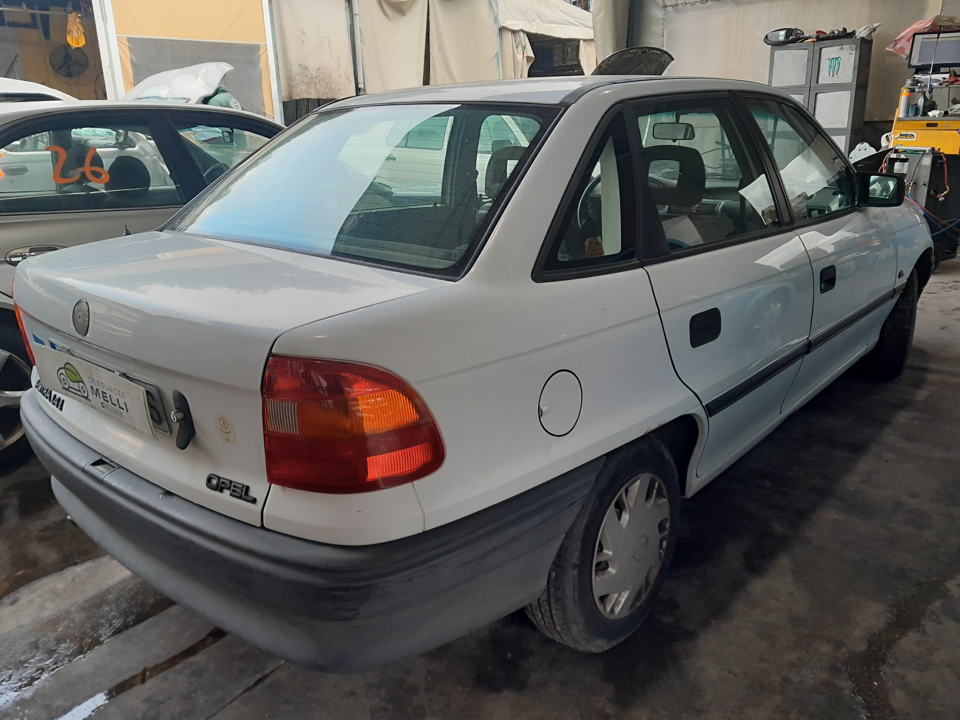 OPEL Astra F (1991-2002) Замок передней левой двери 90493701 23540603