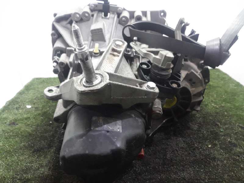 RENAULT Clio 3 generation (2005-2012) Gearbox JH3128 22037406