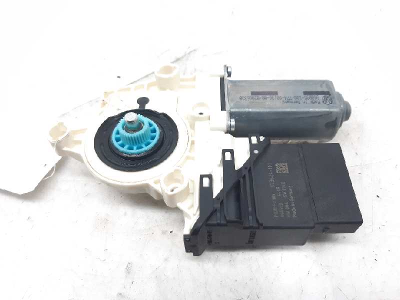 SEAT Leon 2 generation (2005-2012) Rear Right Door Window Control Motor 1K0959704N 18451514