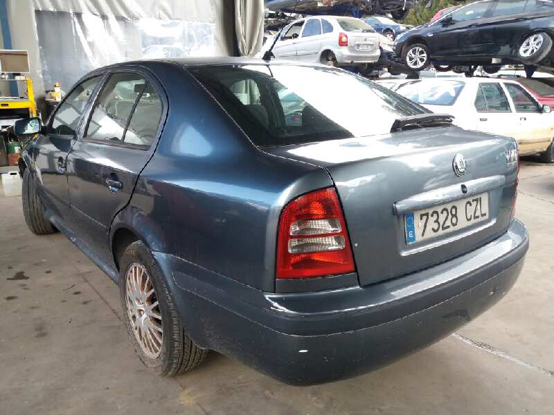 SKODA Octavia 1 generation (1996-2010) Priekšējās kreisās durvis 1U4831051 18370379