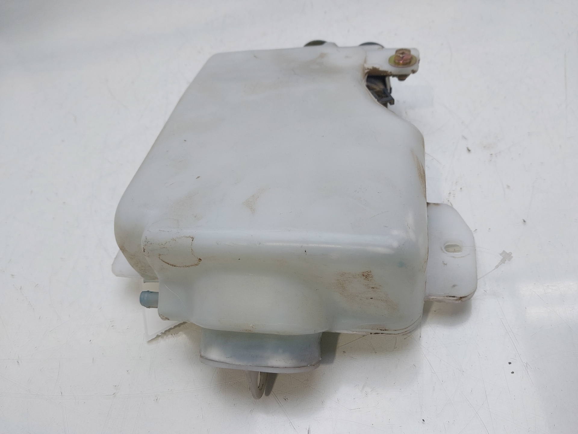 MITSUBISHI Pajero 3 generation (1999-2006) Window Washer Tank 060351507 25696538