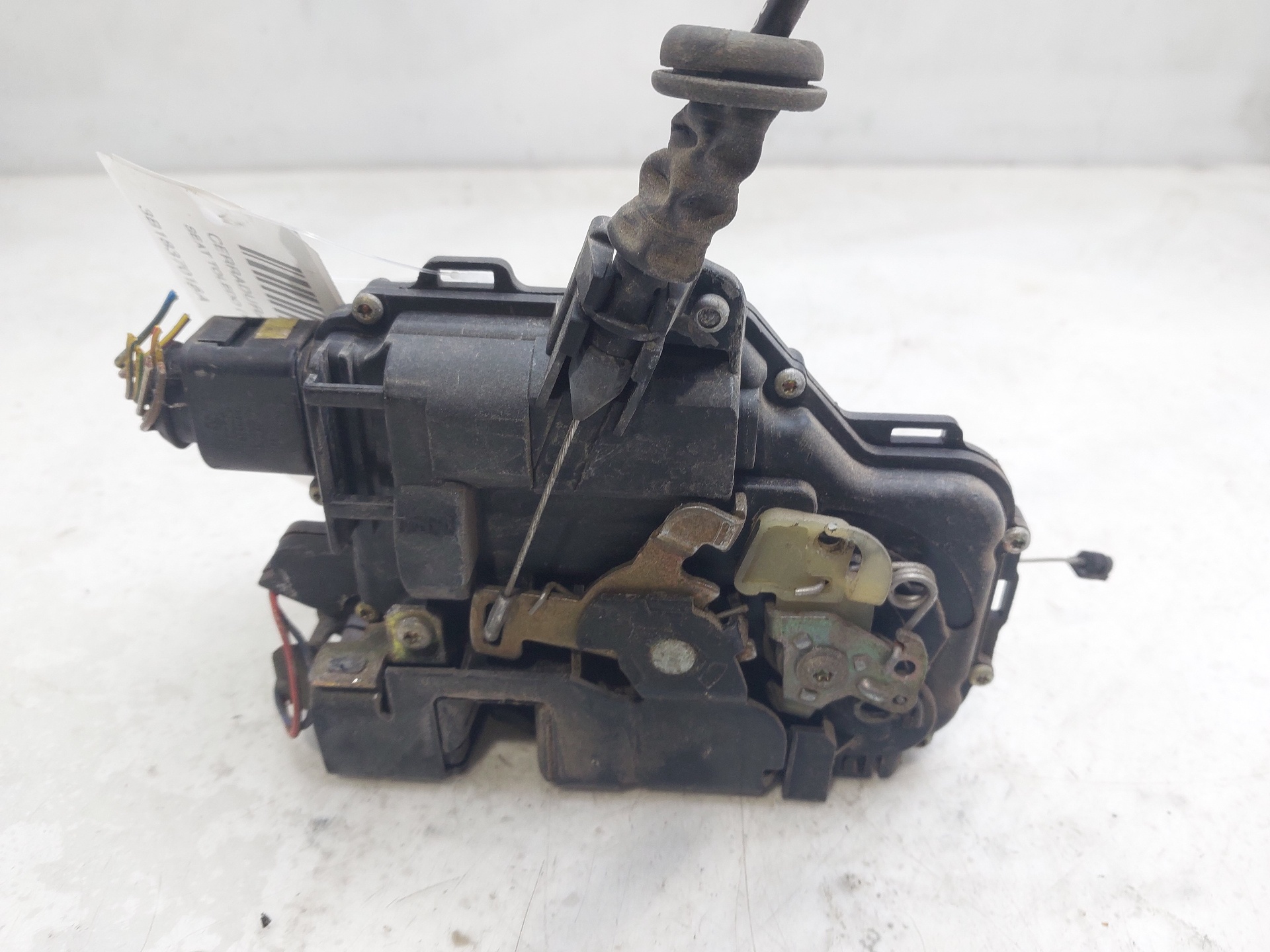 NISSAN Toledo 2 generation (1999-2006) Front Right Door Lock 3B1837016A 25005714