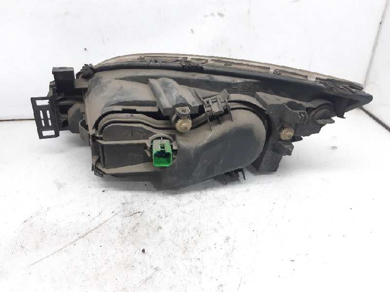 FORD Mondeo 3 generation (2000-2007) Priekinis dešinys žibintas 1S7113005SE 18399055