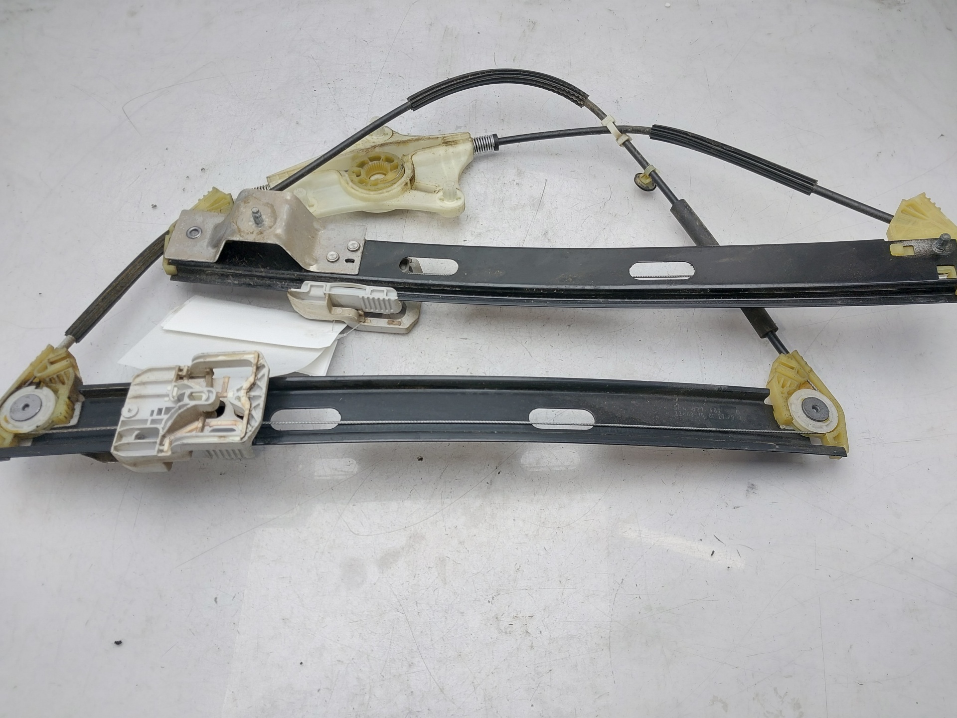 SEAT Toledo 3 generation (2004-2010) Front Right Door Window Regulator 5F4837462D 22468948