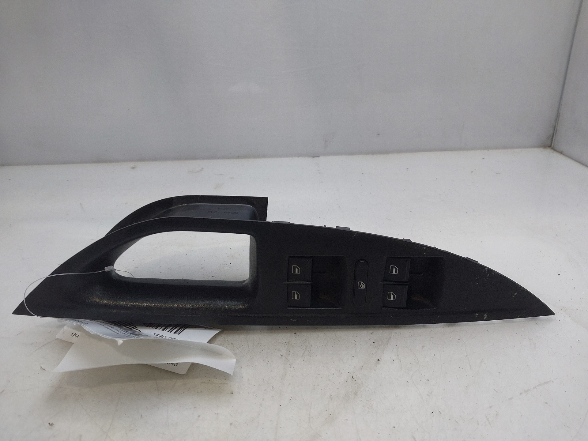 SEAT Altea 1 generation (2004-2013) Commutateur de fenêtre de porte avant gauche 1K4959857B 23717481