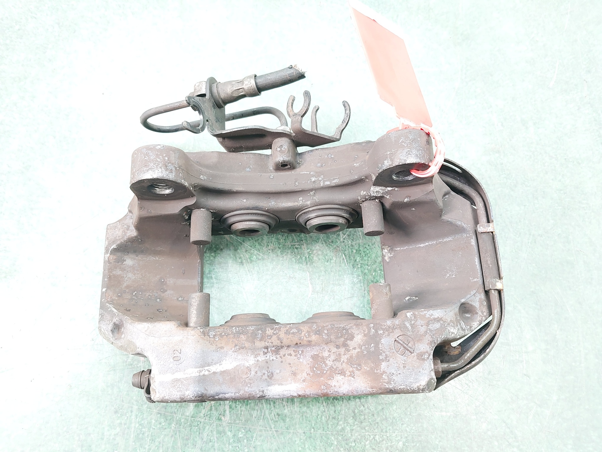 VOLKSWAGEN Touareg 1 generation (2002-2010) Front Left Brake Caliper 7L6615149A 22632104