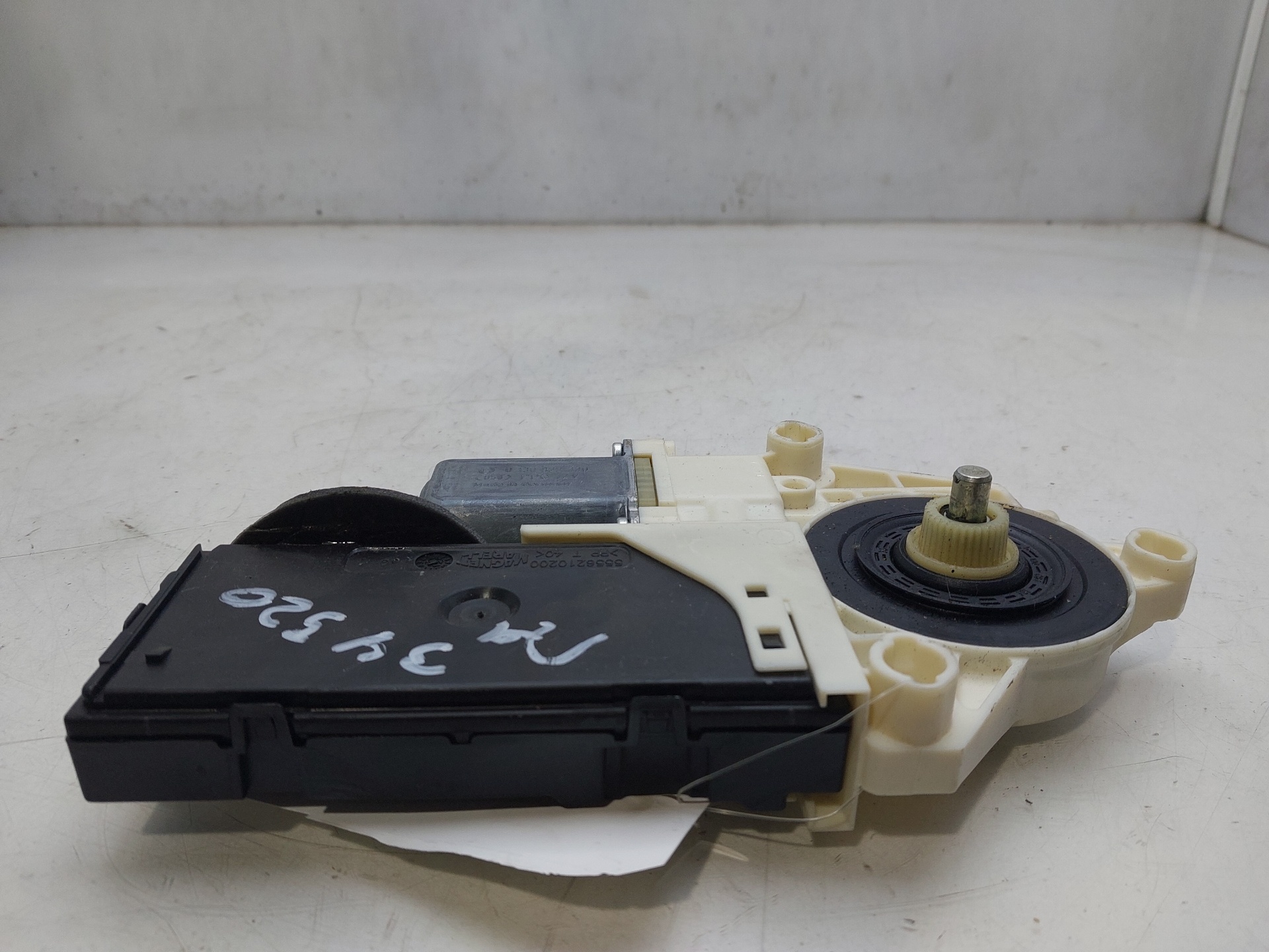 CITROËN DS5 1 generation (2012-2015) Motor regulator geam ușă stânga față 807310002R 25428194