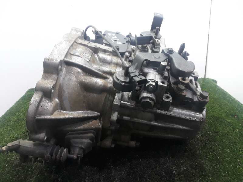 HYUNDAI Santa Fe SM (2000-2013) Greičių dėžė (pavarų dėžė) P51767 21085317