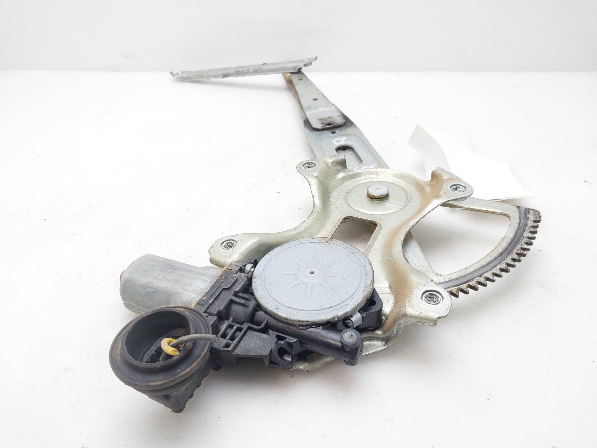 TOYOTA RAV4 2 generation (XA20) (2000-2006) Front Right Door Window Regulator 6980152080 24758252