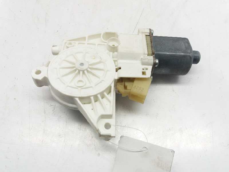 MERCEDES-BENZ C-Class W204/S204/C204 (2004-2015) Rear Right Door Window Control Motor 2048200642 20172872