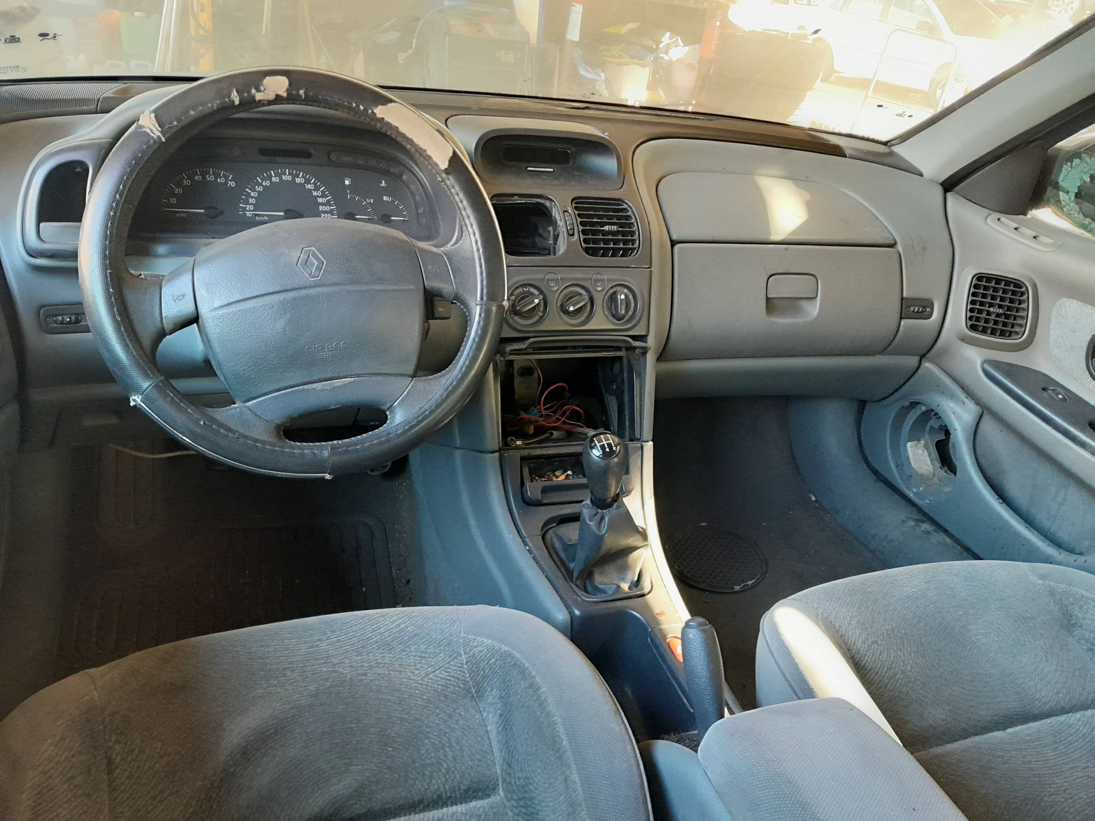 RENAULT Laguna 1 generation (1993-2001) Охлаждающий радиатор 7701049754 20635766