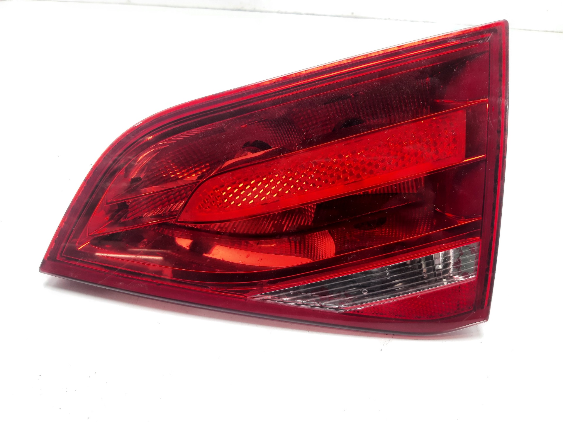 AUDI A4 B8/8K (2011-2016) Rear Right Taillight Lamp 8K5945094D 24449850