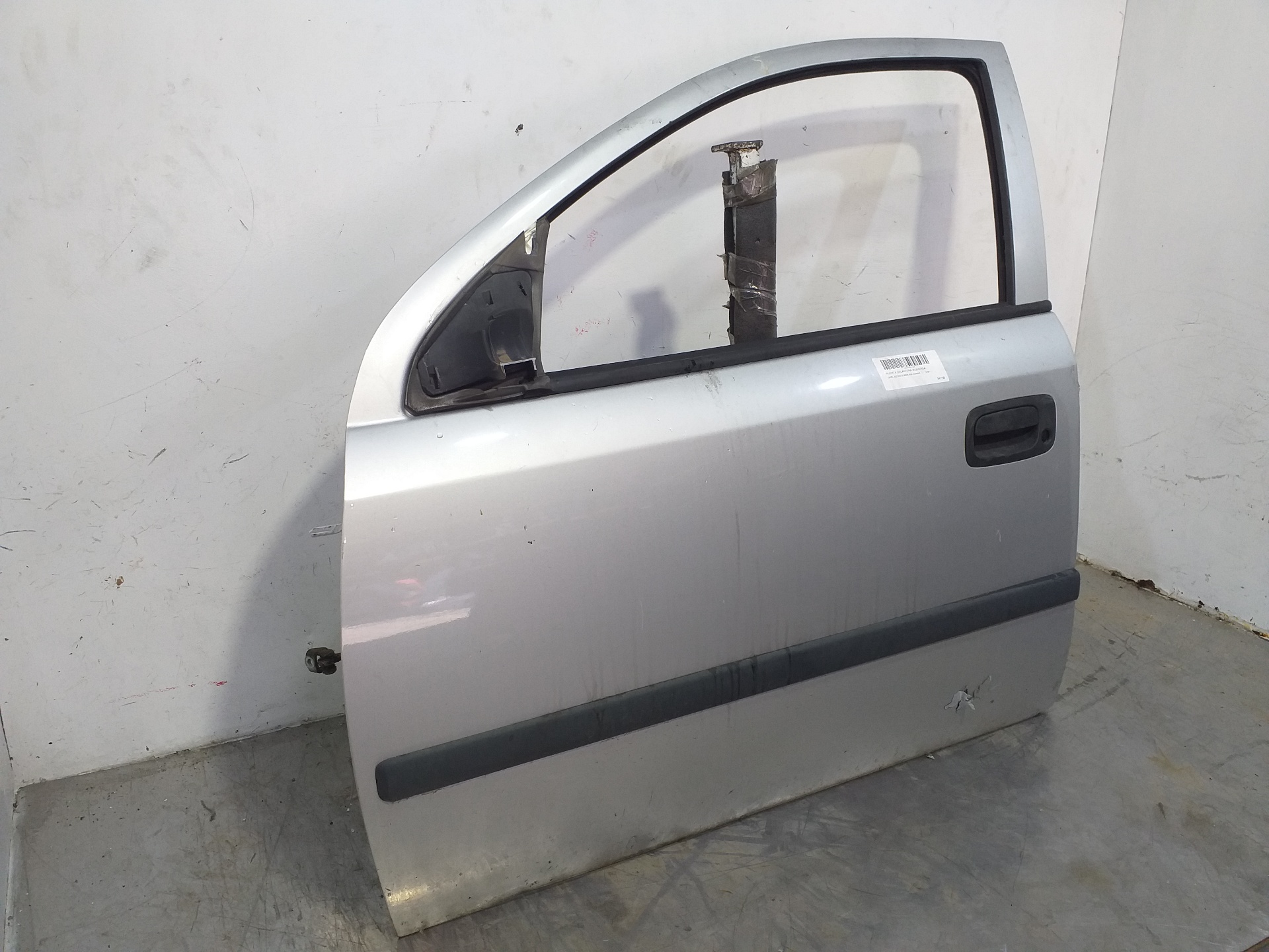 OPEL Astra H (2004-2014) Front Left Door 13116451 25281569