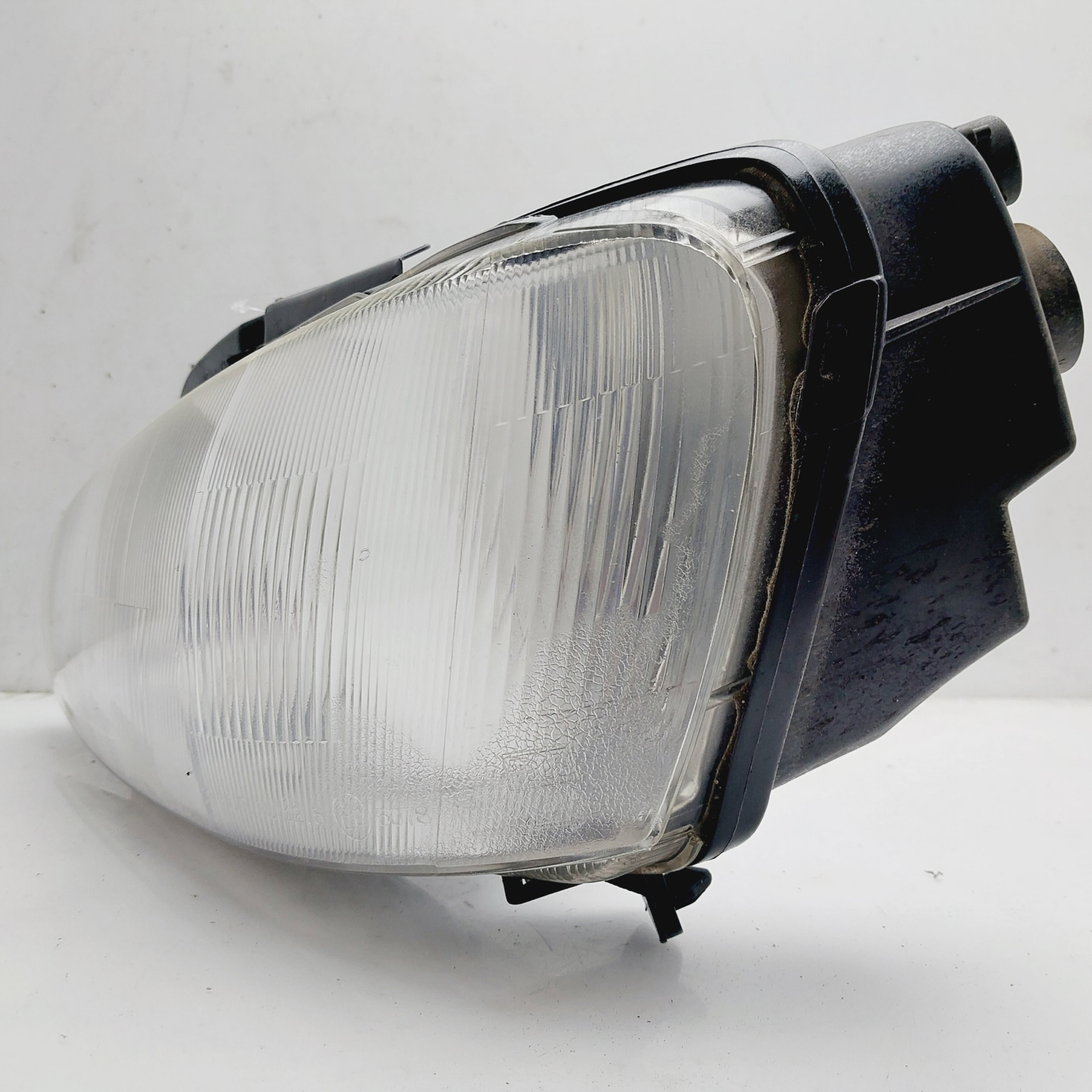 PEUGEOT Front Left Headlight 6204P4 24851524