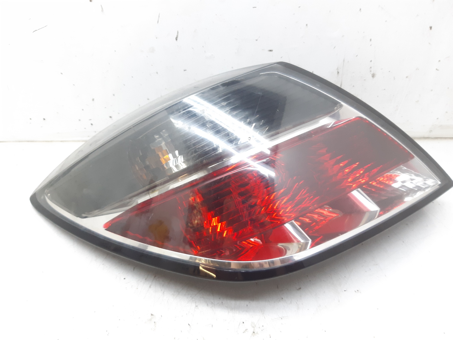 OPEL Astra J (2009-2020) Rear Left Taillight 24451832 18737197